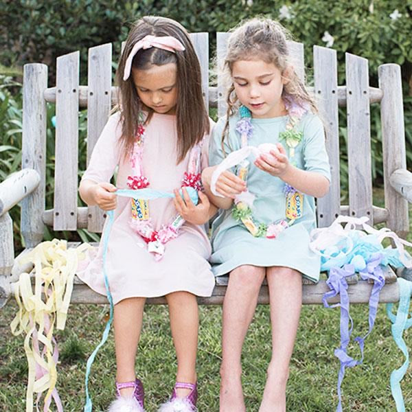 SURPRISE BALLS - LOVE SINGLE