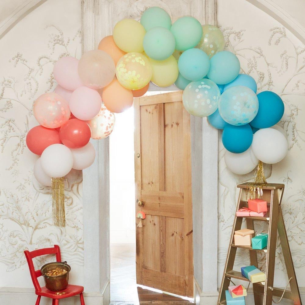 BALLOON GARLAND - RAINBOW WITH TASSELS MERI MERI