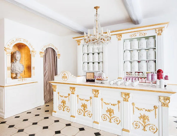 ARTISINAL JAMS & JELLIES - NINA’S PARIS MARIE ANTOINETTE APPLE ROSE JELLY 45g