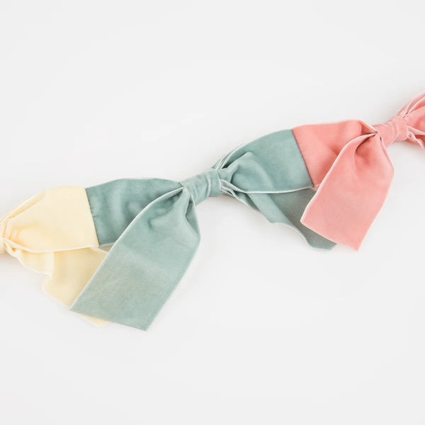 BANNER - BOW MULTI COLOUR PASTEL VELVET MERI MERI