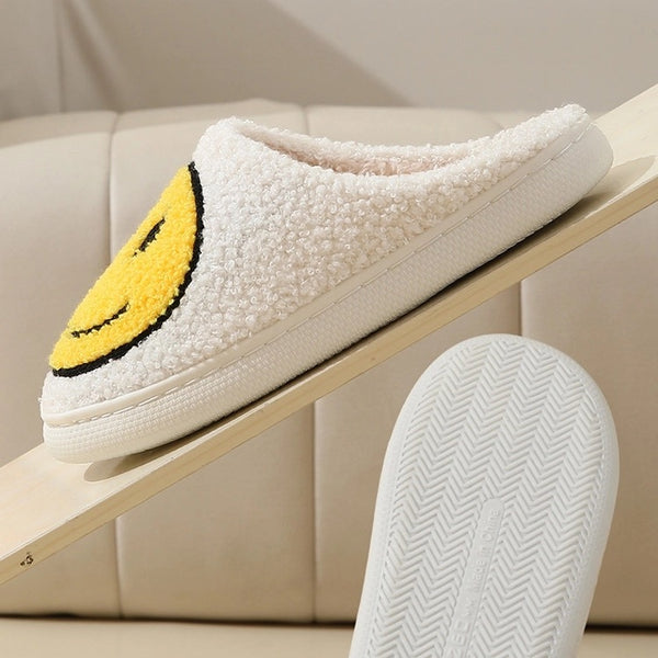 SLIPPERS - PLUSH HAPPY FACE SLIDER KIDS