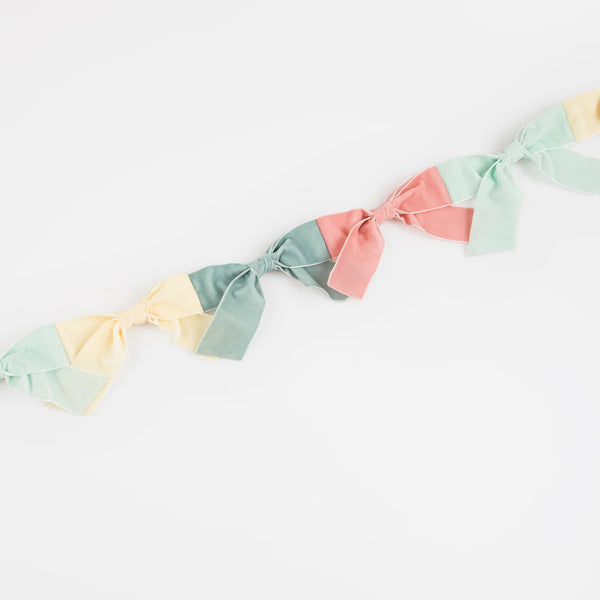 BANNER - BOW MULTI COLOUR PASTEL VELVET MERI MERI
