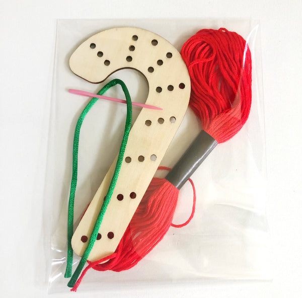 HOLIDAY CRAFTS - CHRISTMAS CROSS STITCH WOODEN ORNAMENT