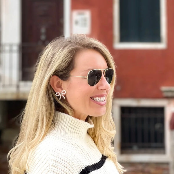 EARRINGS - PETITE PEARL BOWS