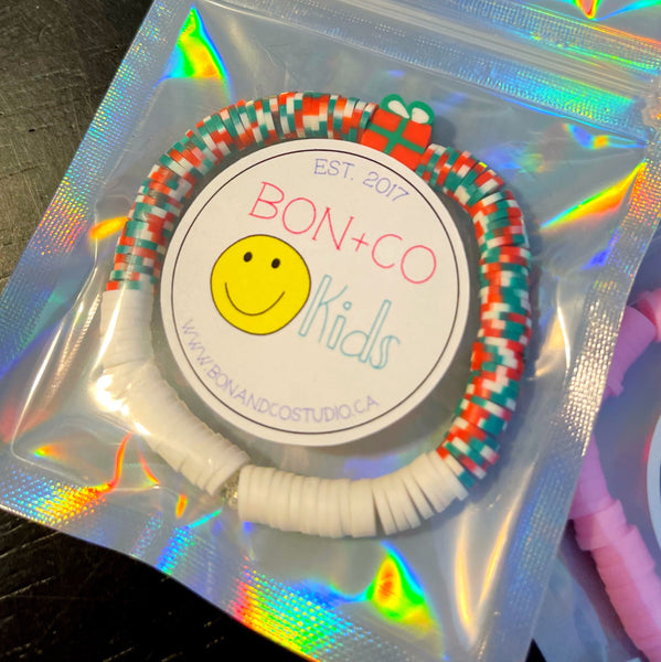 ARTISAN BRACELET - KIDS HEISHI CLAY BEAD CHRISTMAS