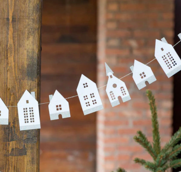 BANNER - PENNANT WHITE FARMHOUSE