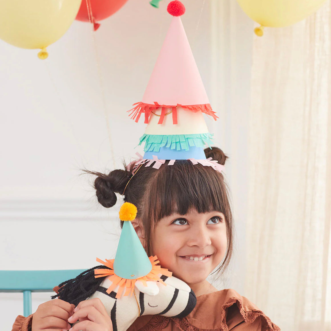 PARTY HATS - MINI ANIMAL PARADE MULTICOLOUR FRINGE (Pack of 8)