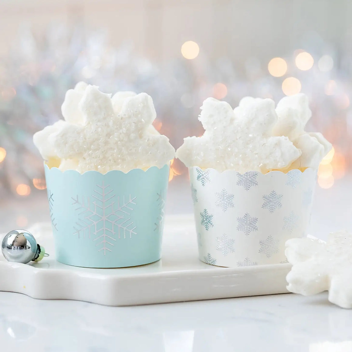 FOOD CUPS - CHRISTMAS HOLOGRAPHIC SNOWFLAKE (PACK OF 50)