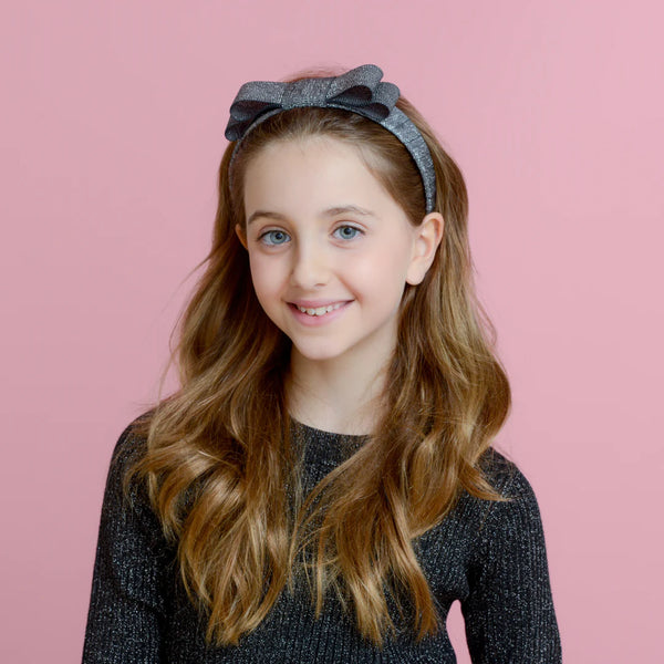 WE LOVE YOU CONNIE 
FOUNDATION LUXURY HEADBANDS - BOW FRIENDS DEENA SPARKLY BOW (includes Donation)