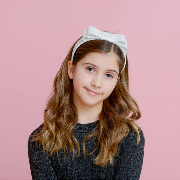 WE LOVE YOU CONNIE 
FOUNDATION LUXURY HEADBANDS - BOW FRIENDS DEENA SPARKLY BOW (includes Donation)