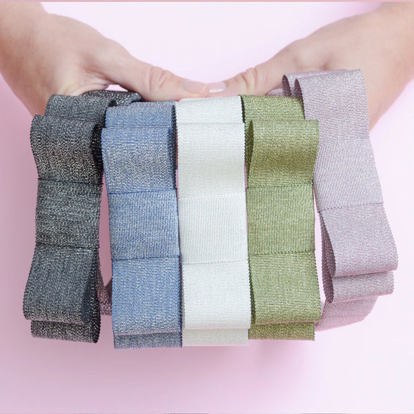 WE LOVE YOU CONNIE 
FOUNDATION LUXURY HEADBANDS - BOW FRIENDS DEENA SPARKLY BOW (includes Donation)