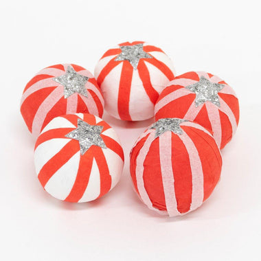 SURPRISE BALLS - PEPPERMINT CANDY