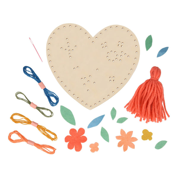 CRAFT KIT - HEART EMBROIDERY KIT