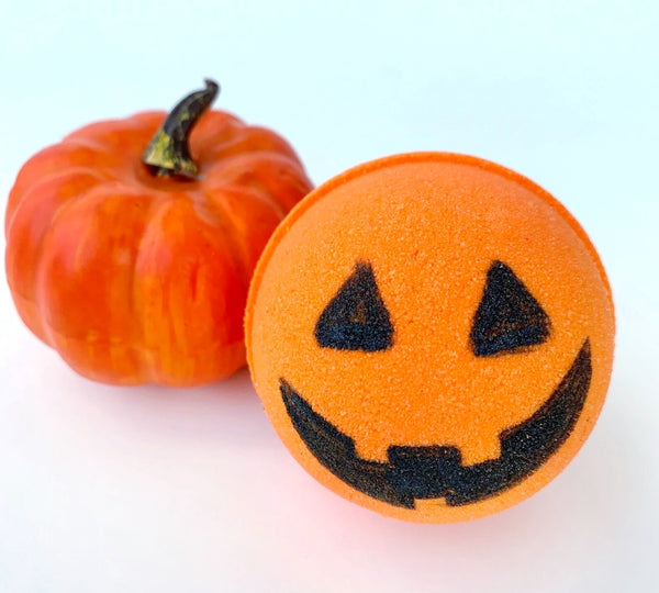 ARTISAN BATH BOMBS - SURPRISE PUMPKIN SPICE