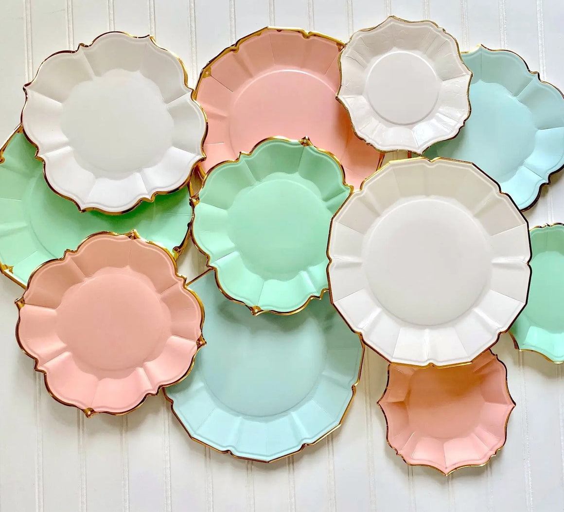 PLATES LARGE - GREEN MINT LUNCHEON SCALLOPED