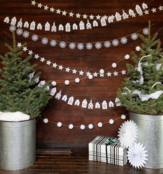 BANNER - PENNANT WHITE FARMHOUSE