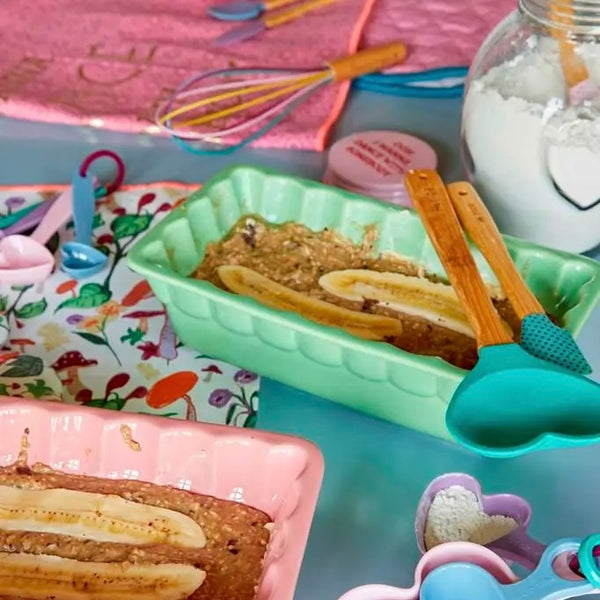 KITCHEN UTENSILS - HEART SHAPED SILICONE WOOD SPATULA