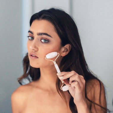 FACIAL ROLLER - ROSE QUARTZ SPA PAMPER