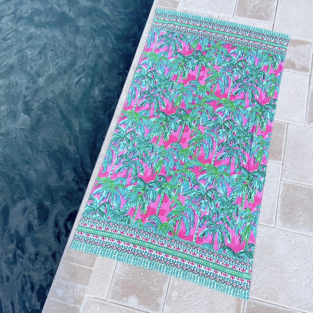 OVERSIZED BEACH TOWEL - LILLY PULITZER SUITE VIEWS